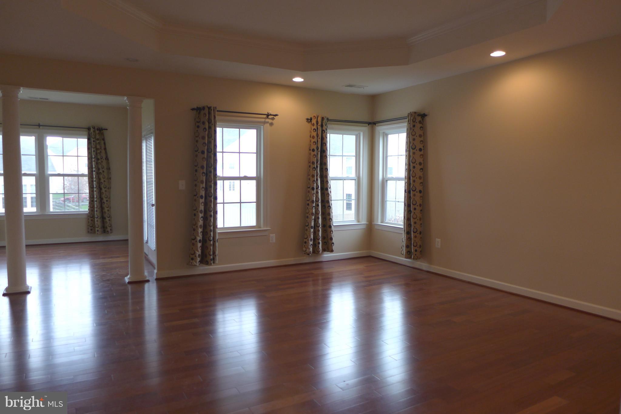 LITTLE RIVER COMMONS - Residential Lease