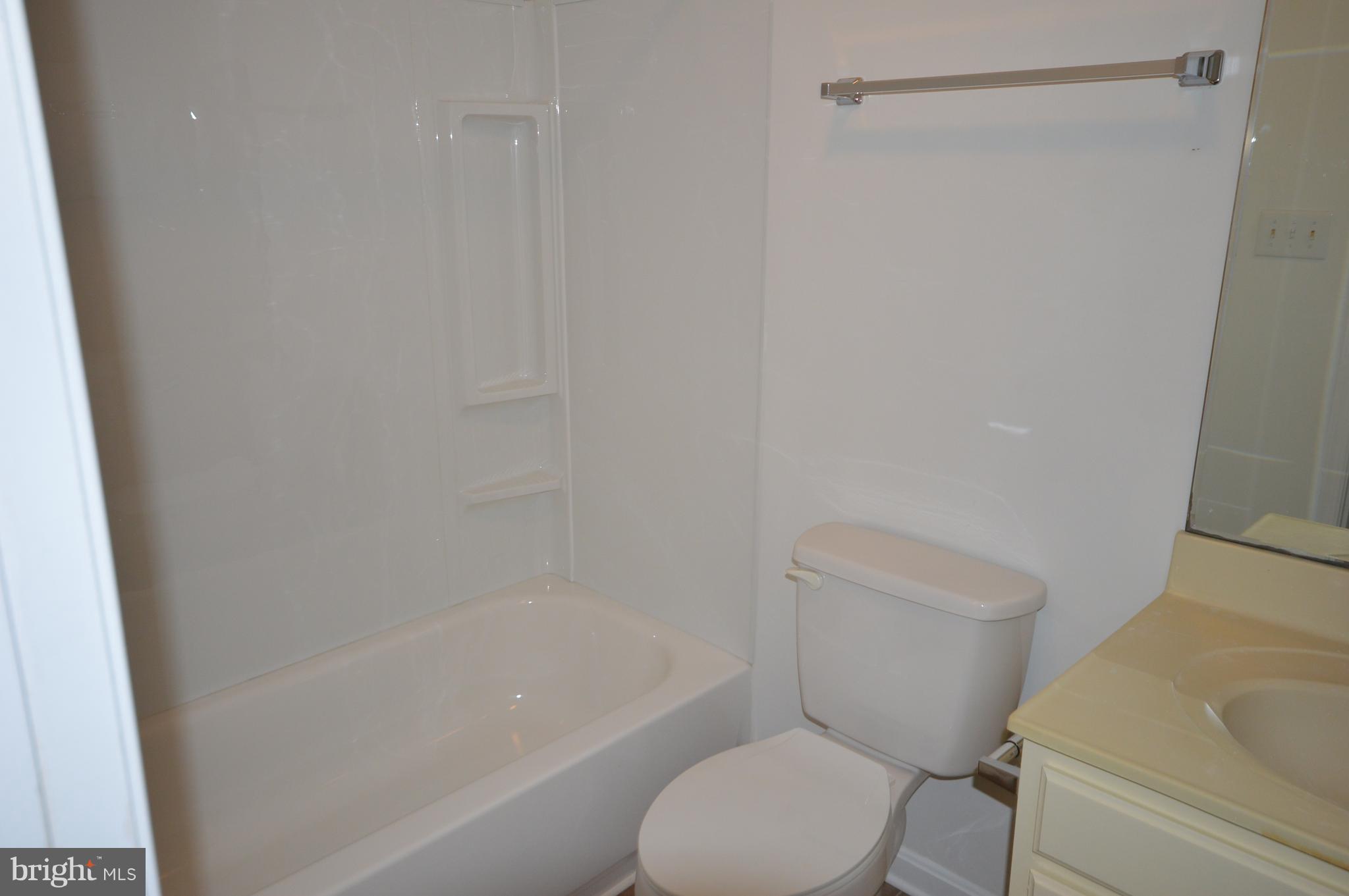 MADDEX FARM - Residential Lease