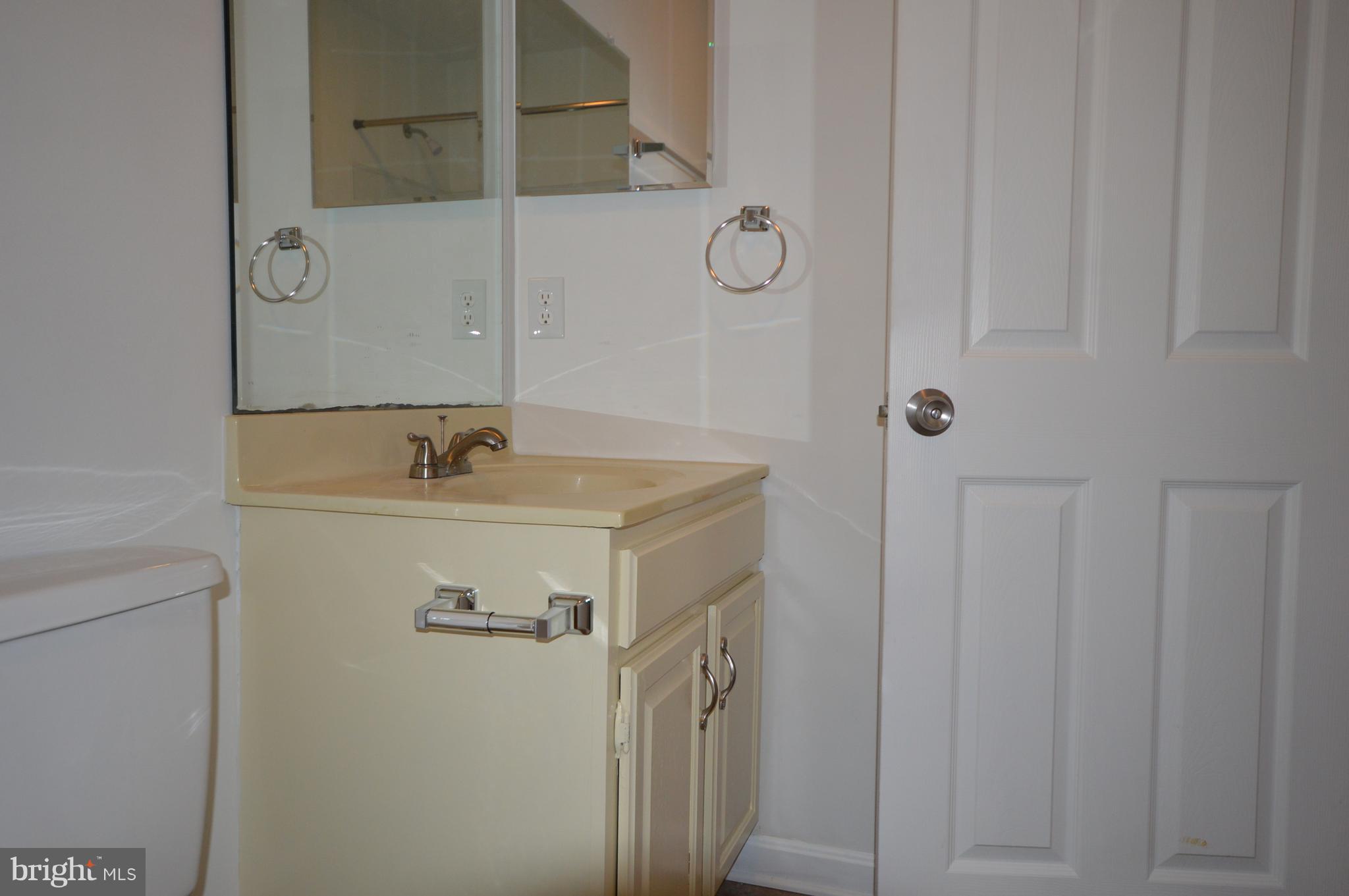 MADDEX FARM - Residential Lease