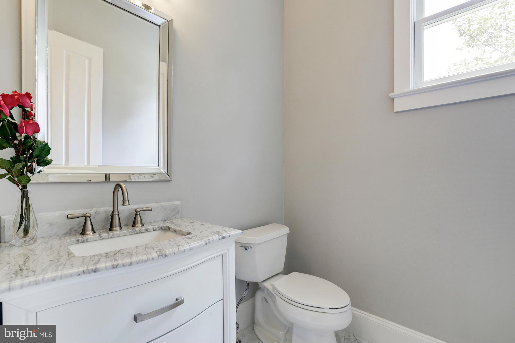 TUCKAHOE VILLAGE - Residential