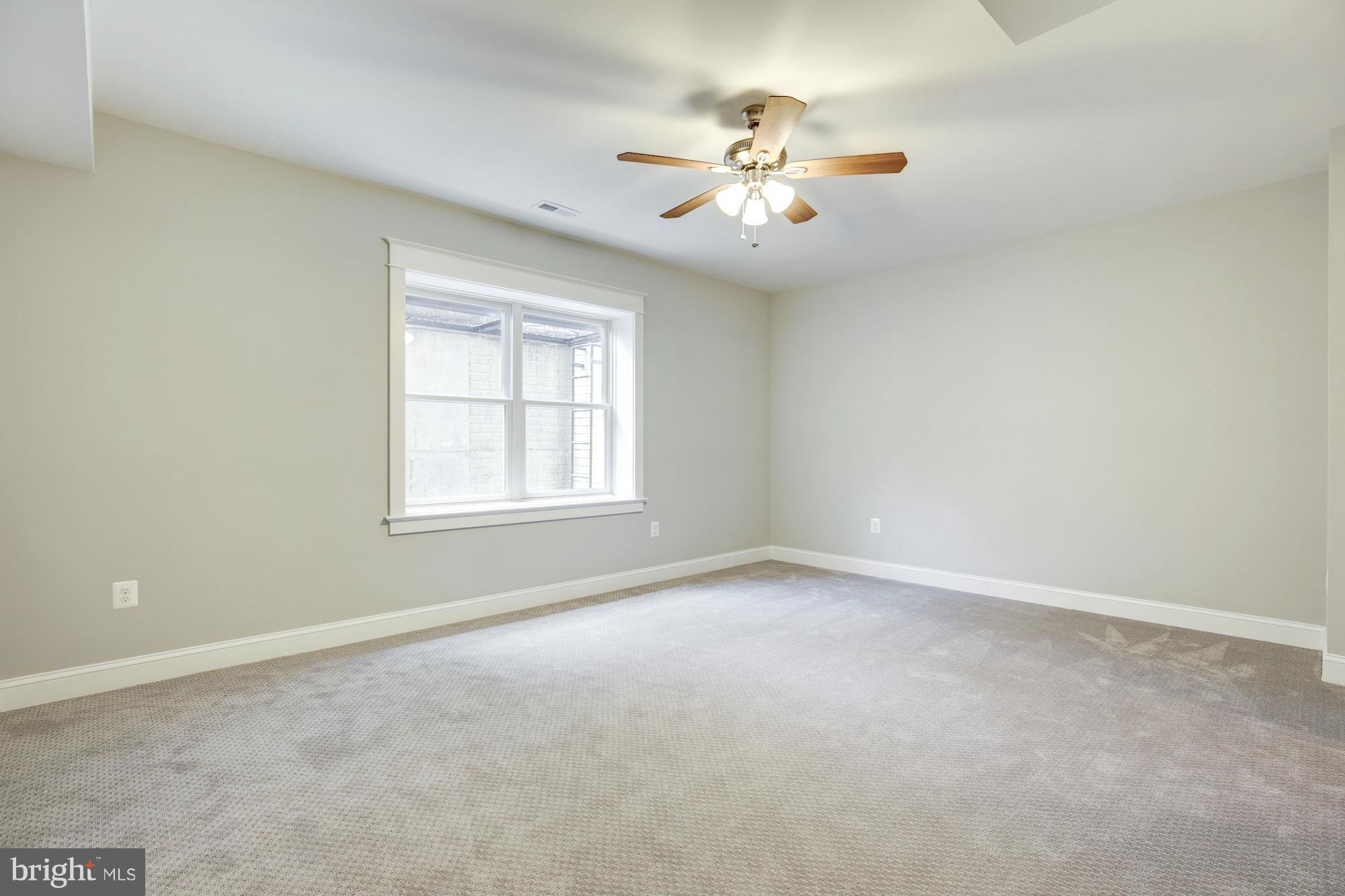 TUCKAHOE VILLAGE - Residential