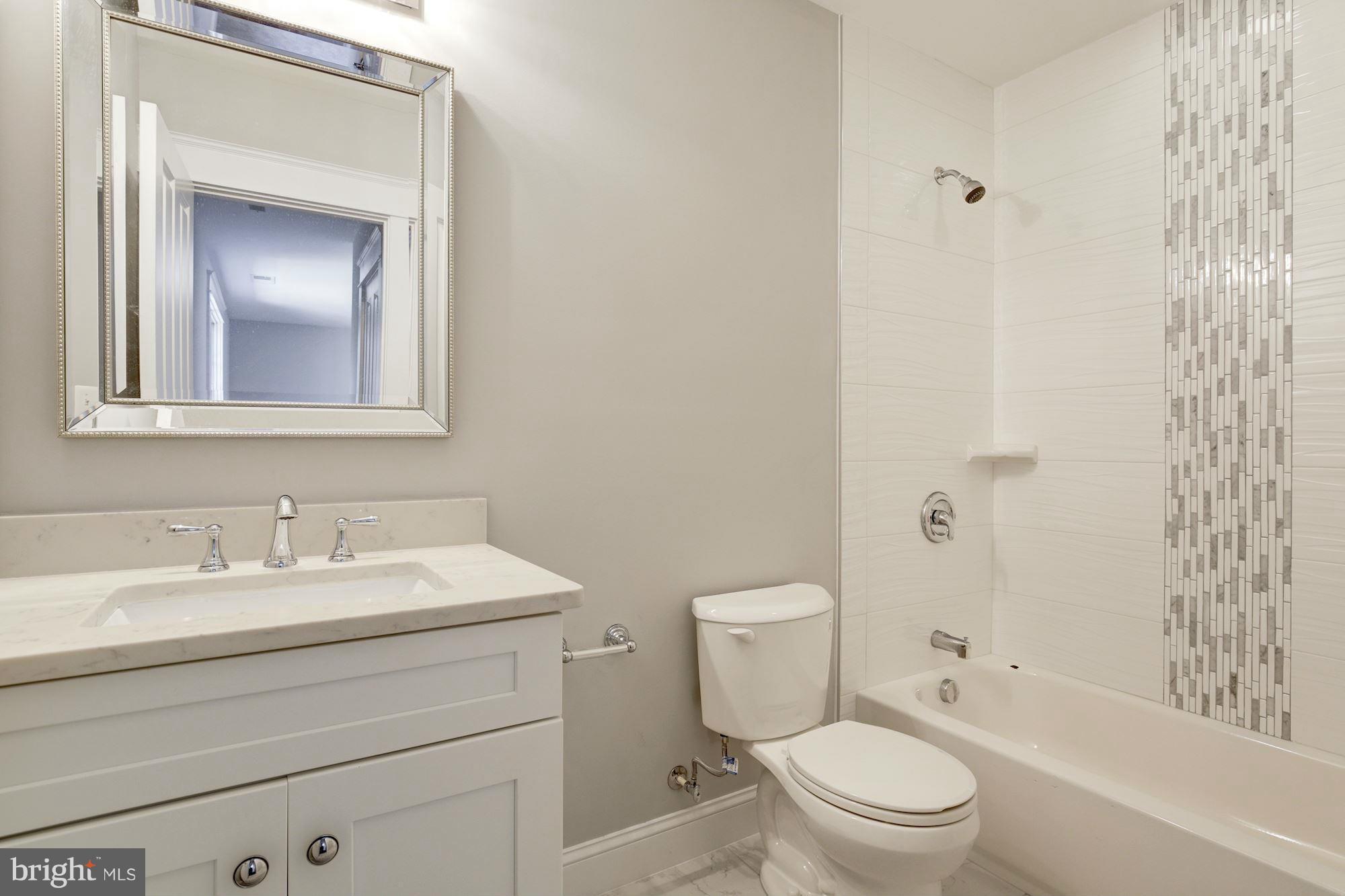 TUCKAHOE VILLAGE - Residential