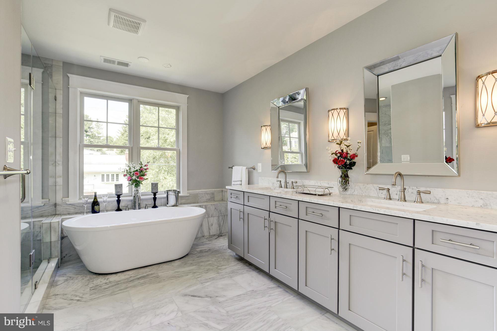 TUCKAHOE VILLAGE - Residential