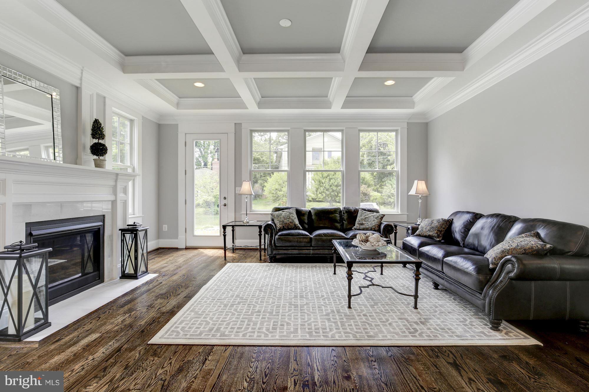 TUCKAHOE VILLAGE - Residential