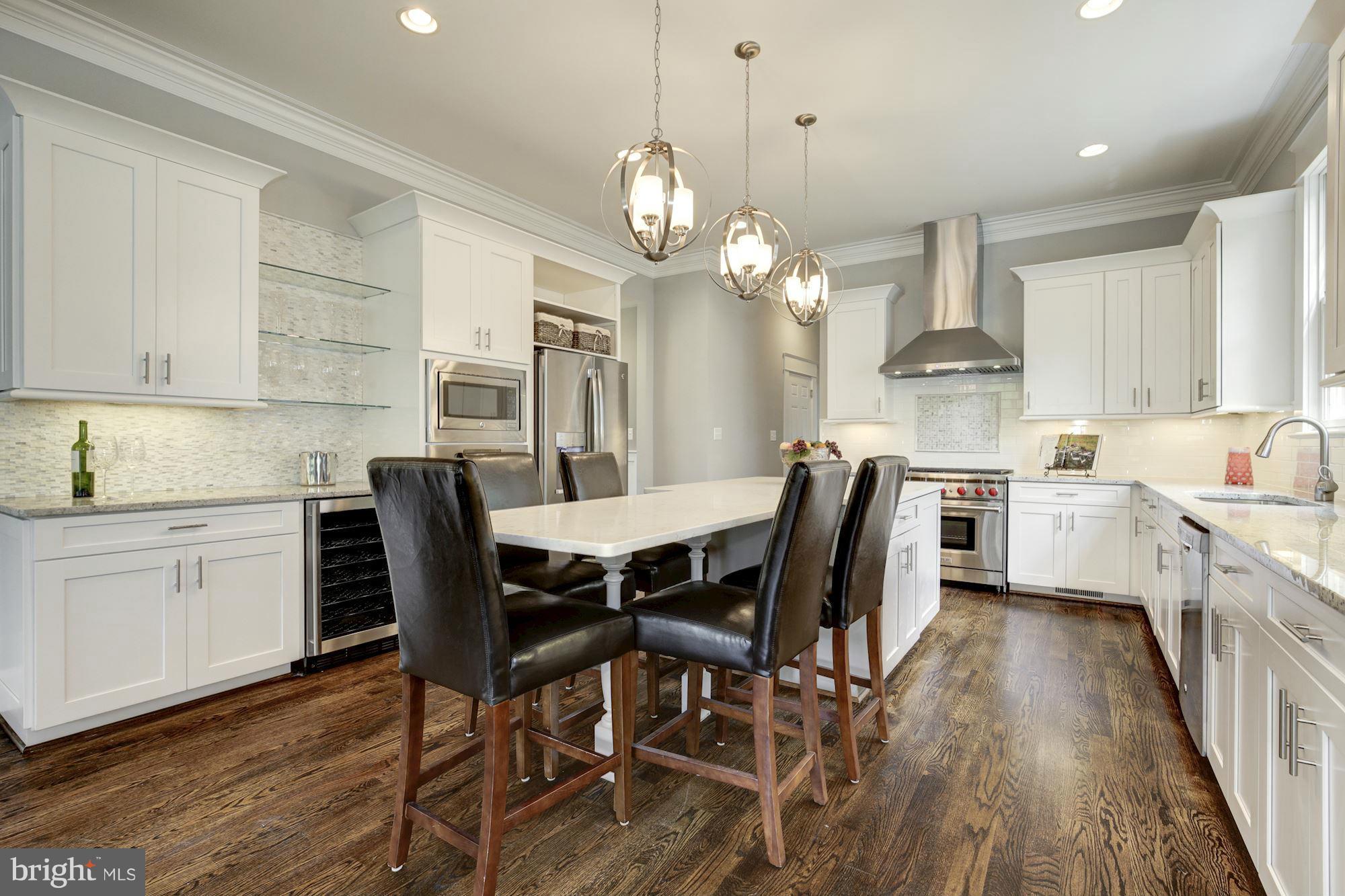 TUCKAHOE VILLAGE - Residential