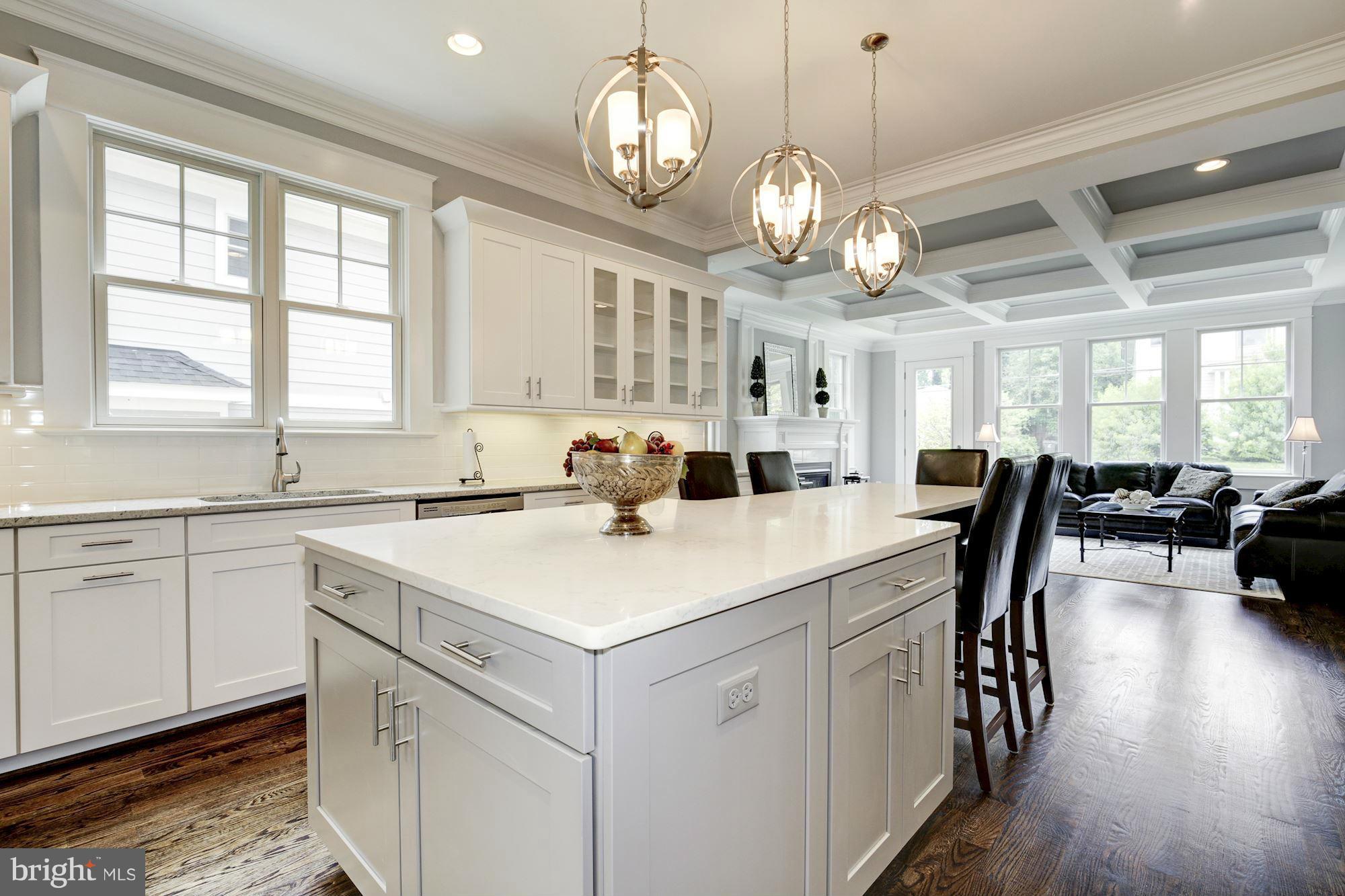 TUCKAHOE VILLAGE - Residential