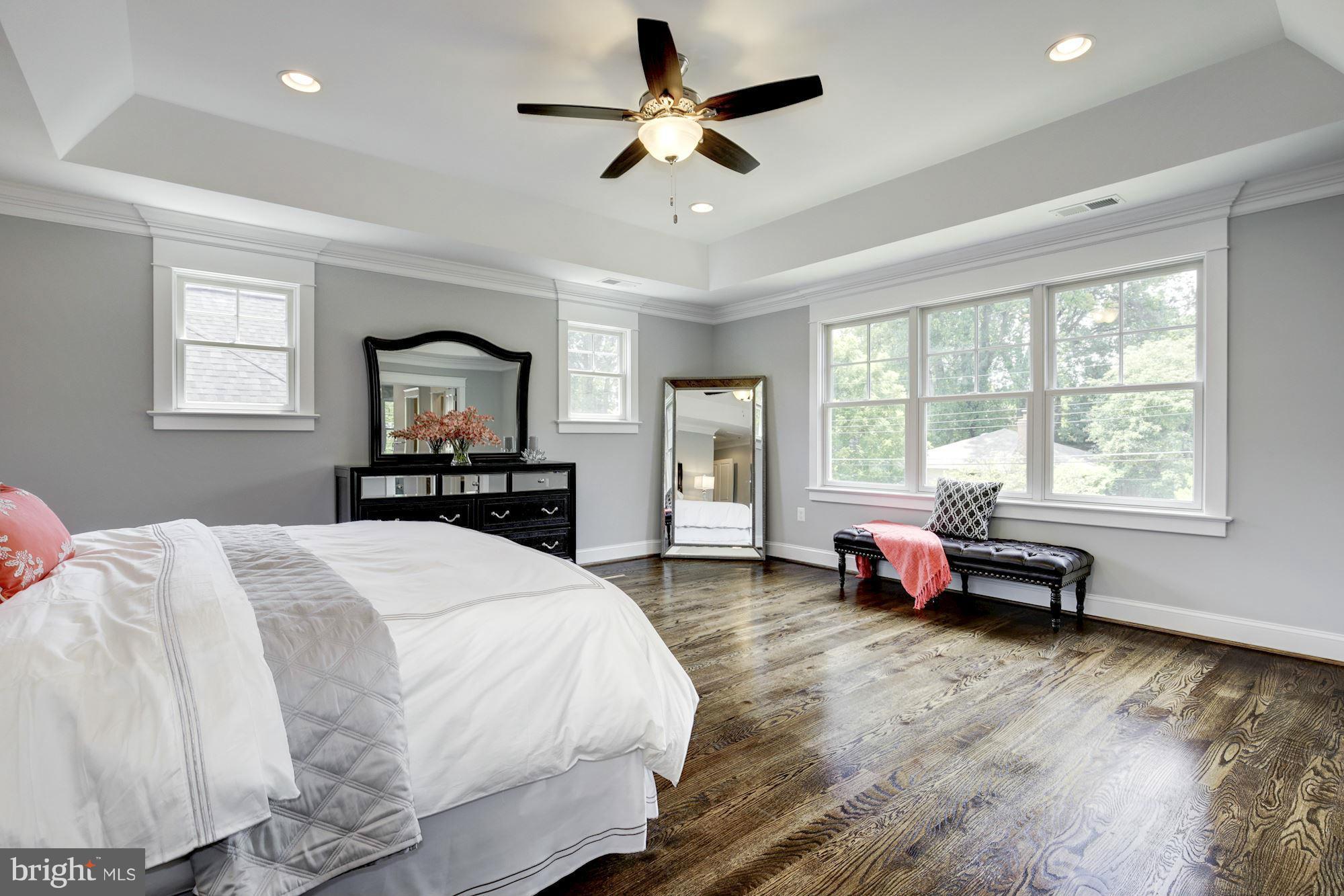 TUCKAHOE VILLAGE - Residential