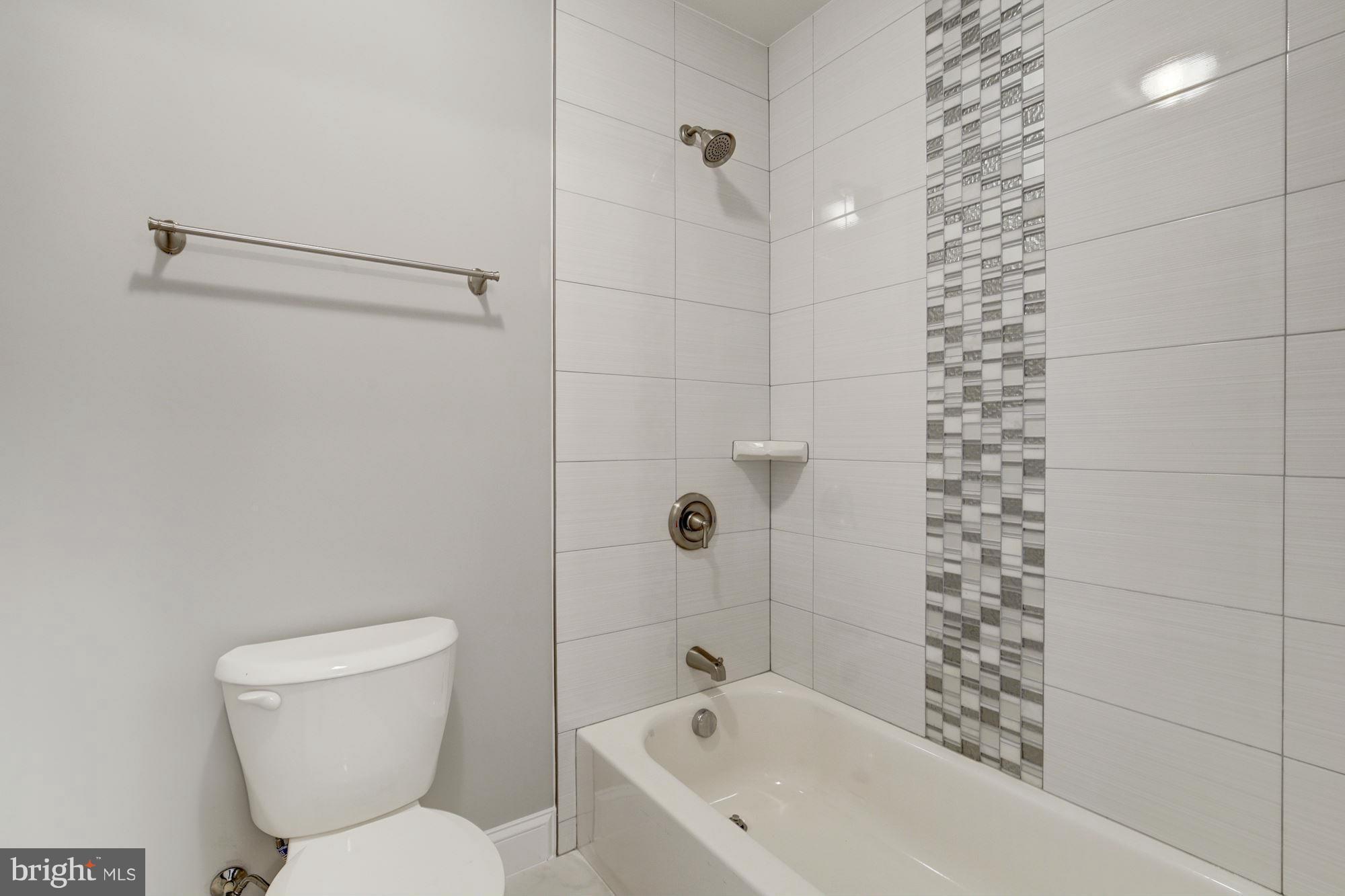 TUCKAHOE VILLAGE - Residential