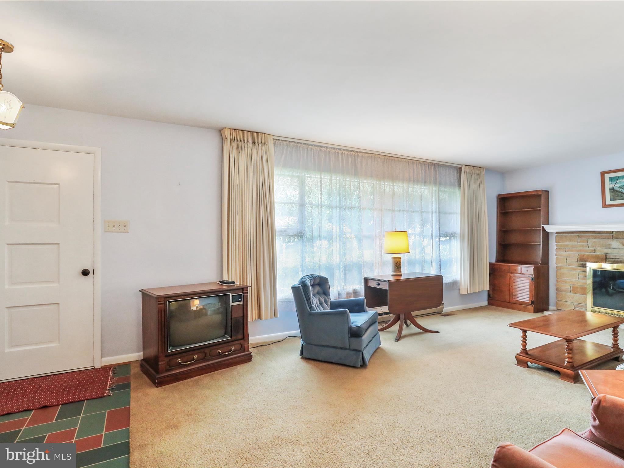 ORCHARD HILLS - Residential