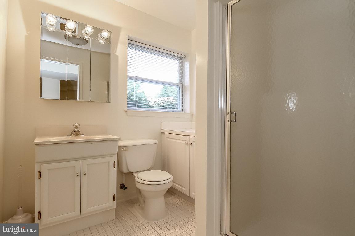 MANTUA HILLS - Residential Lease