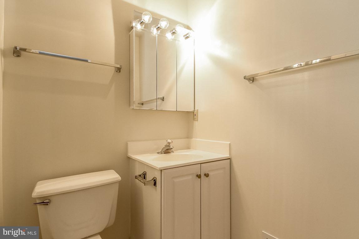 MANTUA HILLS - Residential Lease