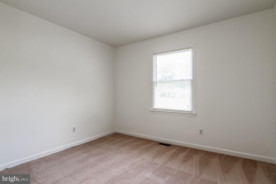 MANTUA HILLS - Residential Lease