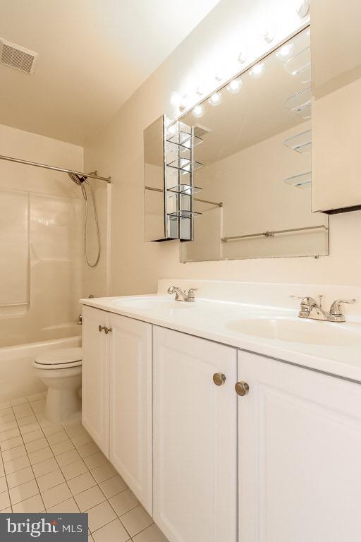 MANTUA HILLS - Residential Lease