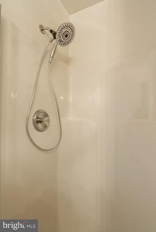 MANTUA HILLS - Residential Lease