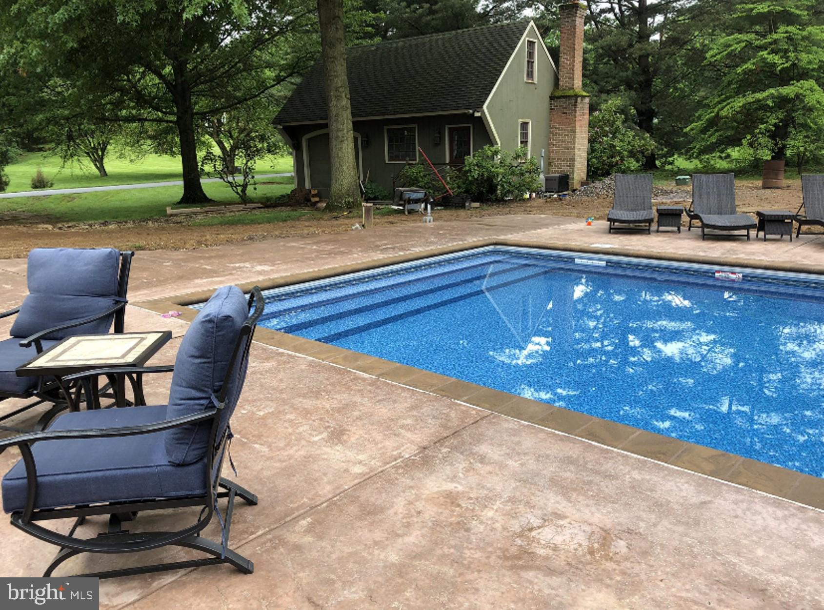 CHATEAU-GAI - Residential