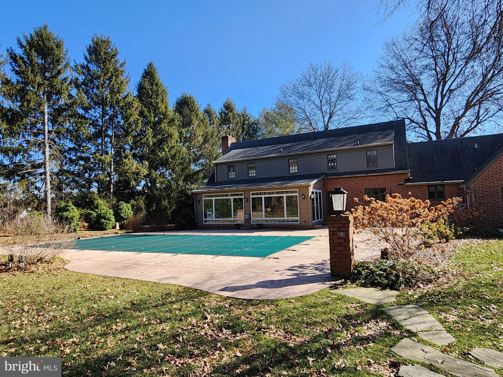 CHATEAU-GAI - Residential