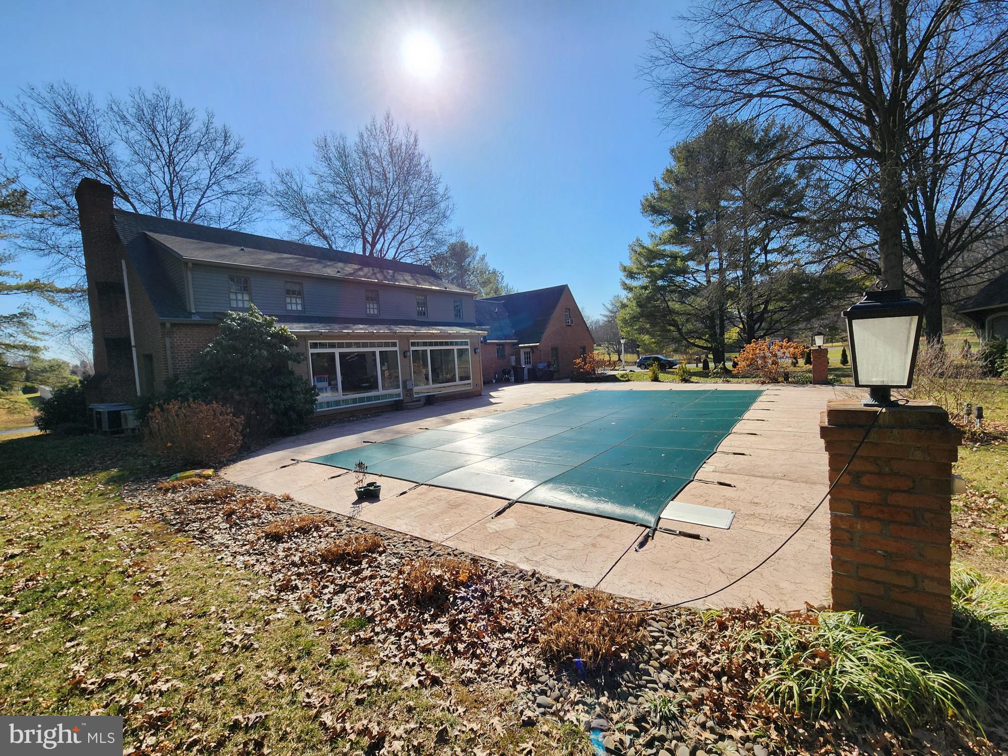 CHATEAU-GAI - Residential