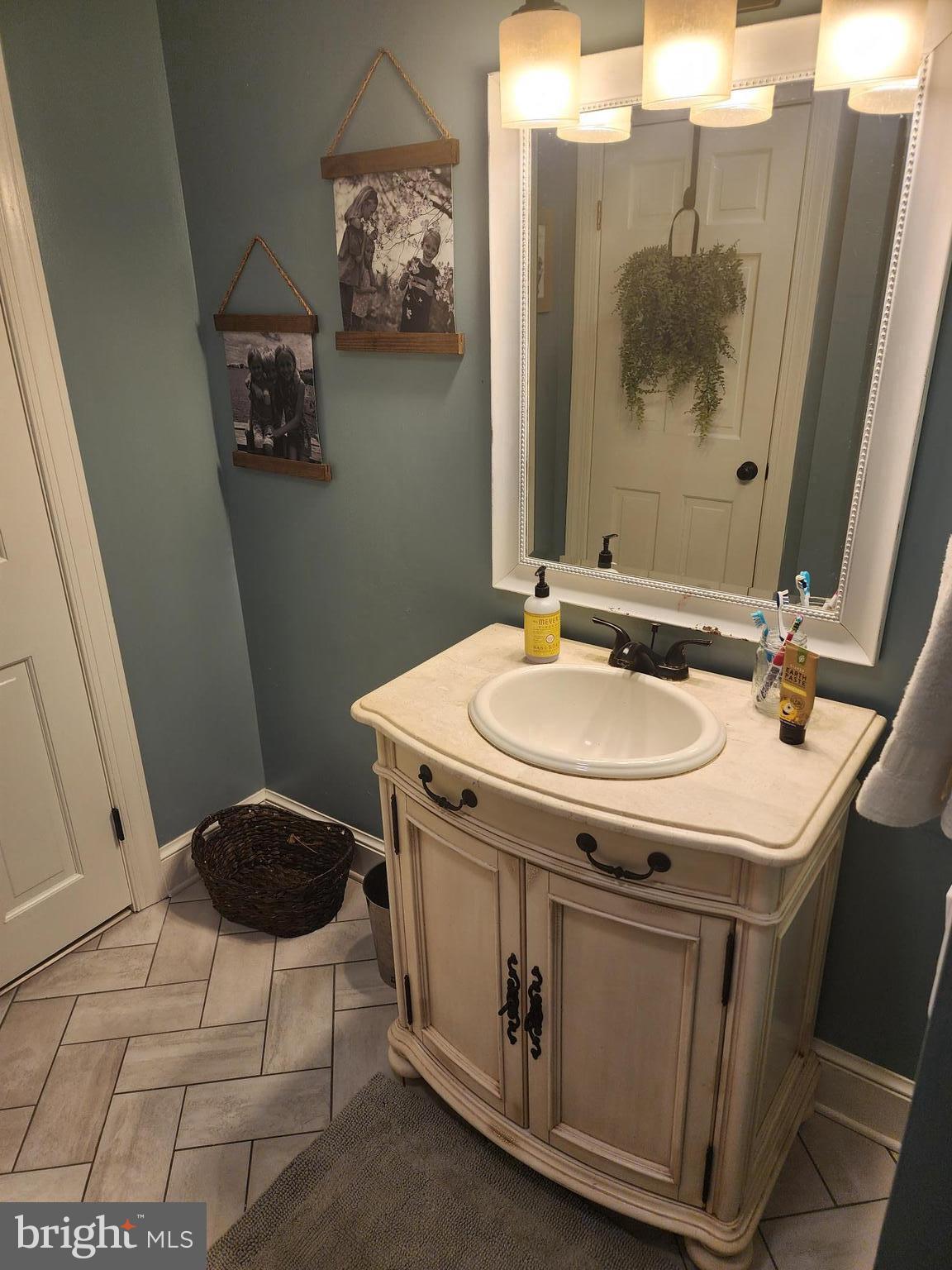 CHATEAU-GAI - Residential