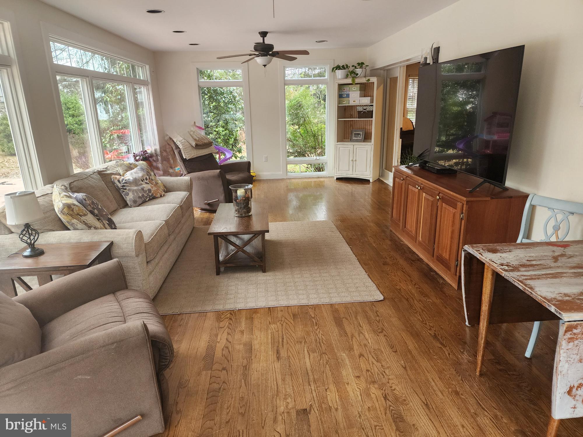 CHATEAU-GAI - Residential