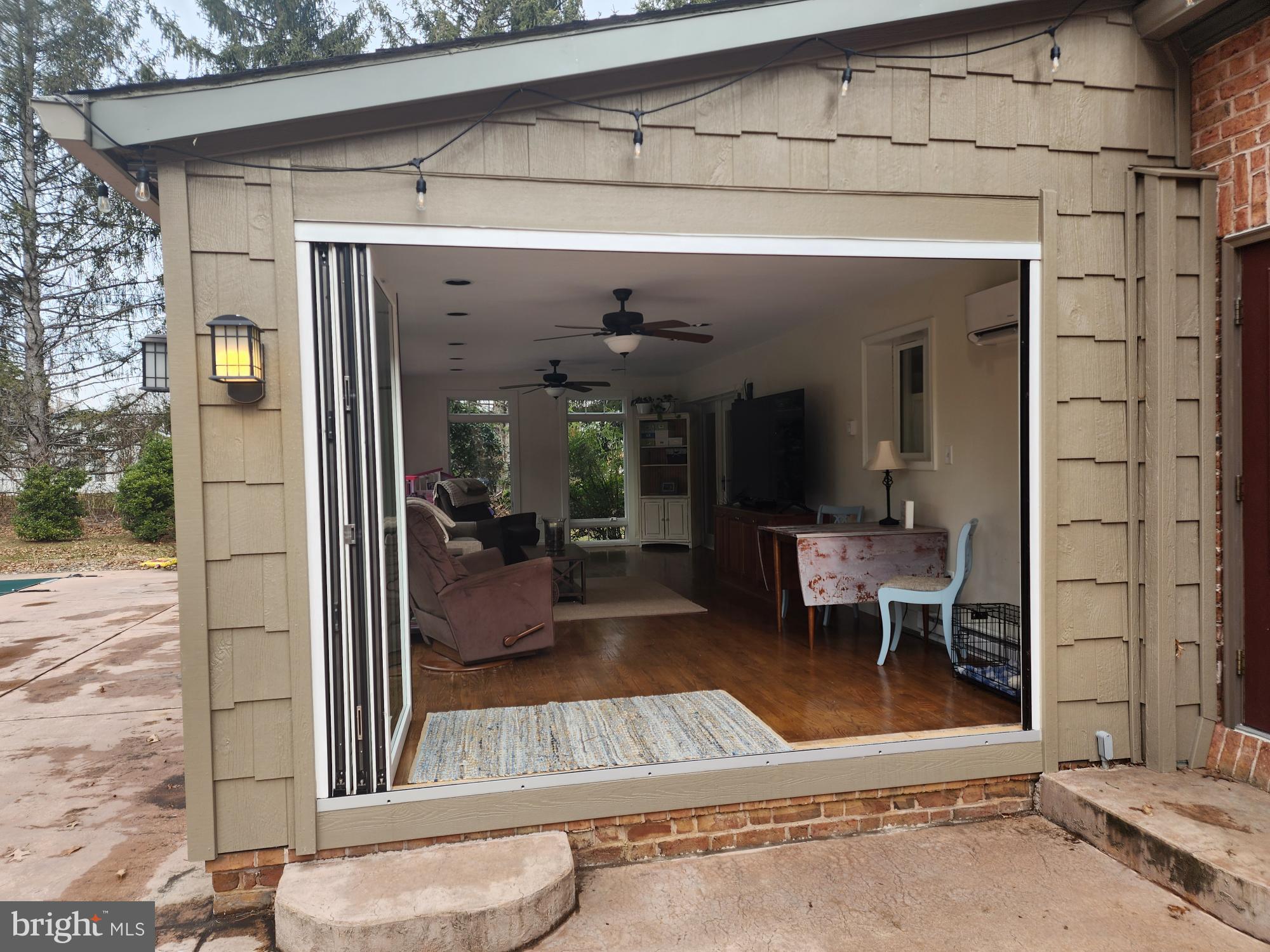 CHATEAU-GAI - Residential