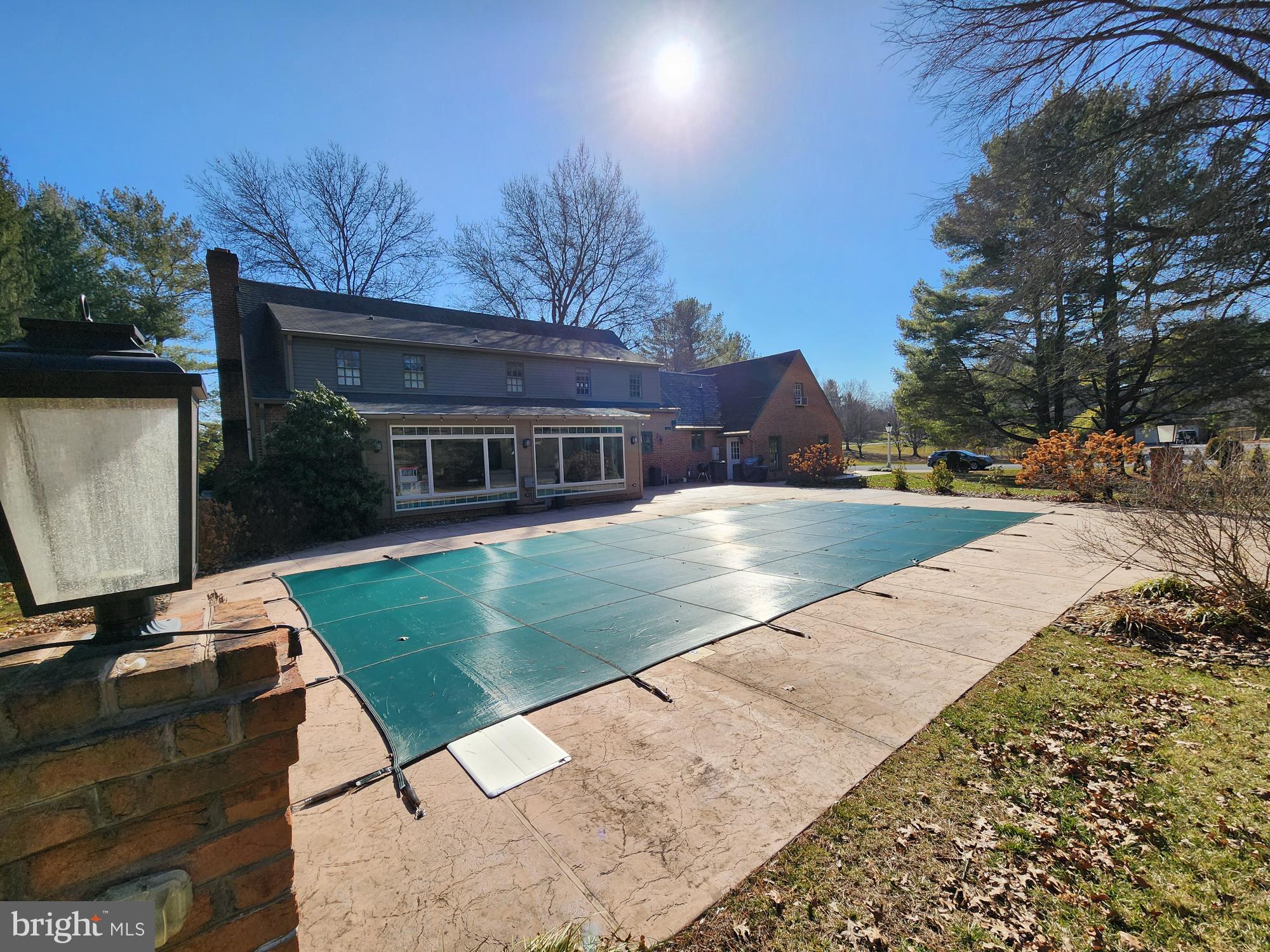 CHATEAU-GAI - Residential