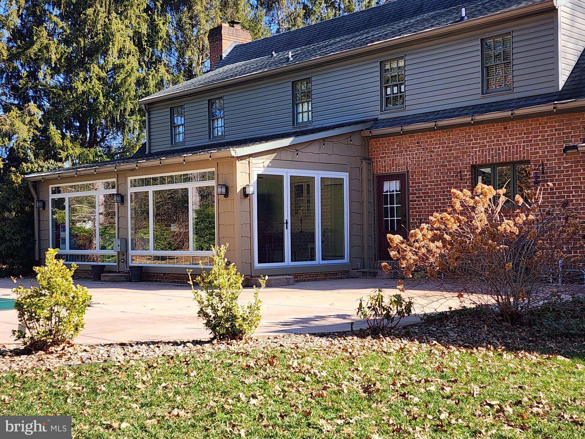 CHATEAU-GAI - Residential