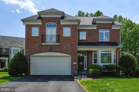 Homes For Rent - 6087 Piney Woods Court<br/> ALEXANDRIA, VA 22315