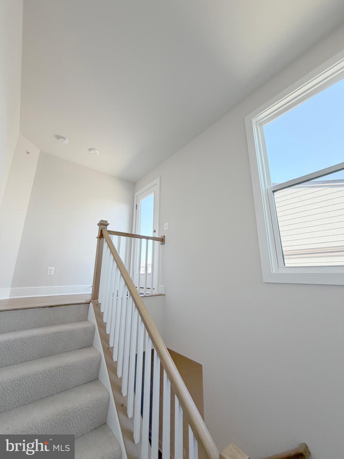 TALL OAKS - Residential