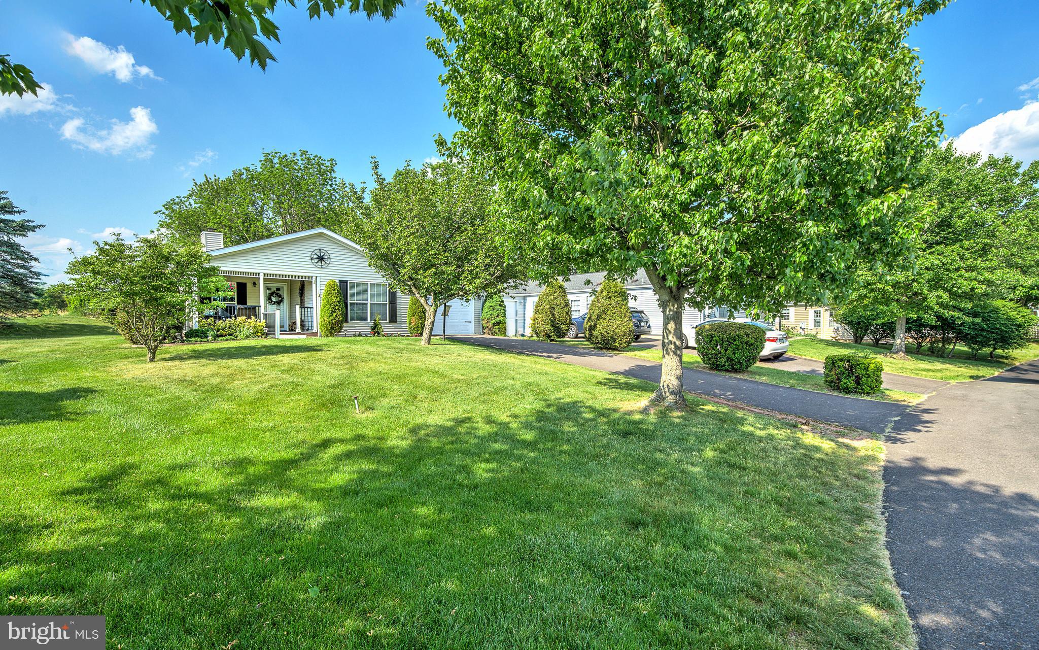 BUCKINGHAM SPRINGS - Residential