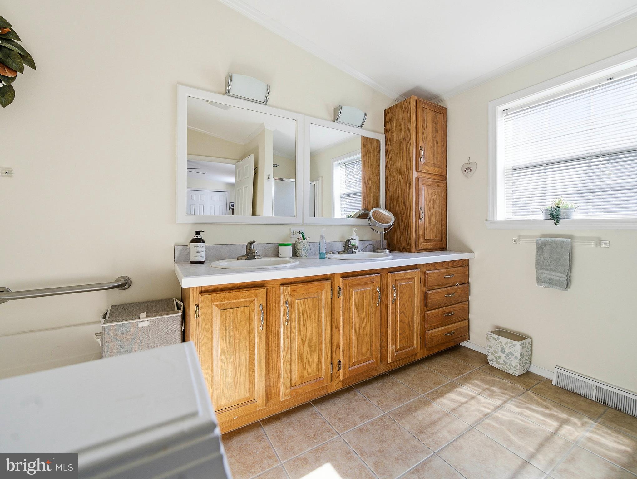 BUCKINGHAM SPRINGS - Residential