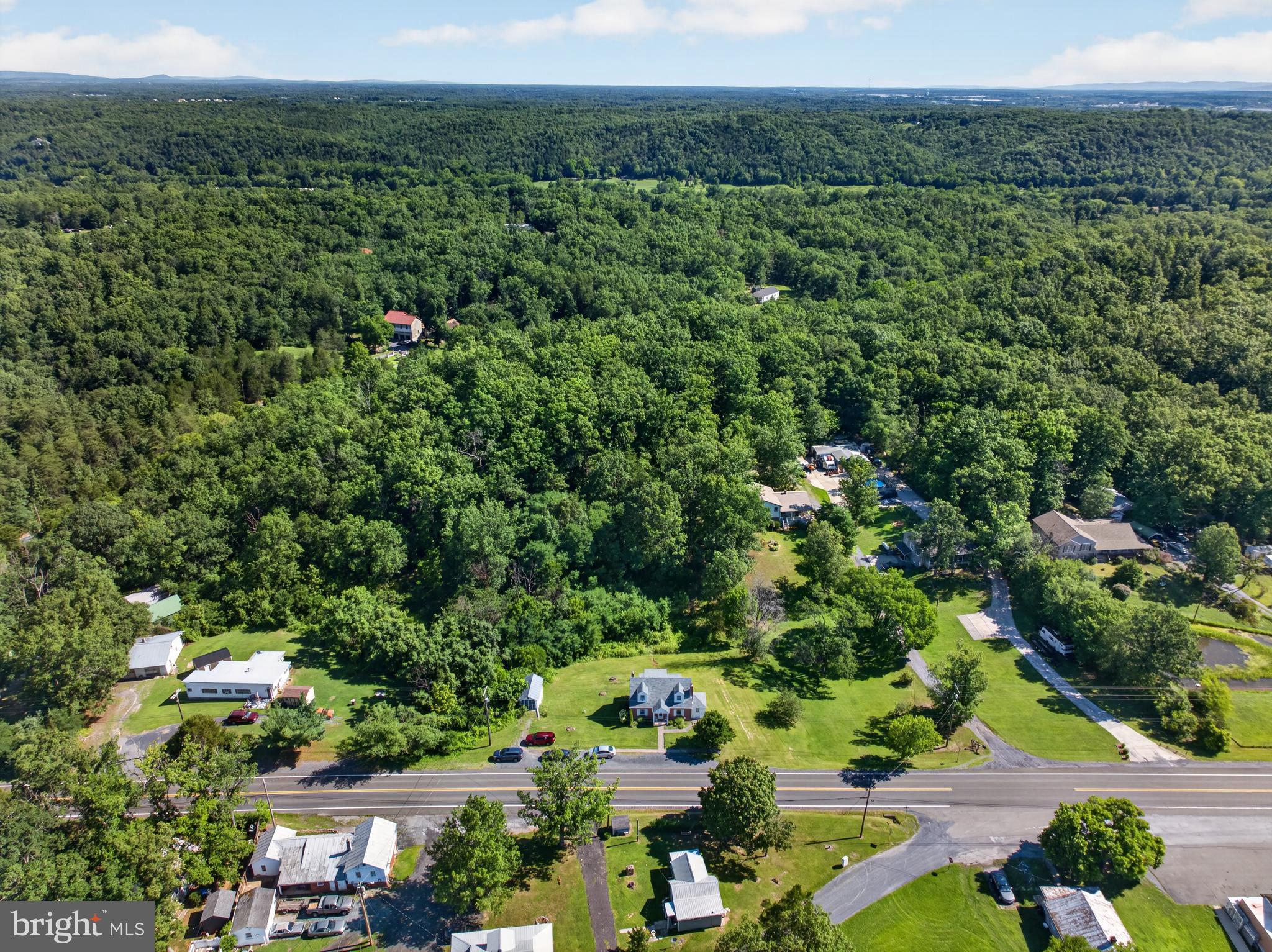 1232 STRASBURG ROAD