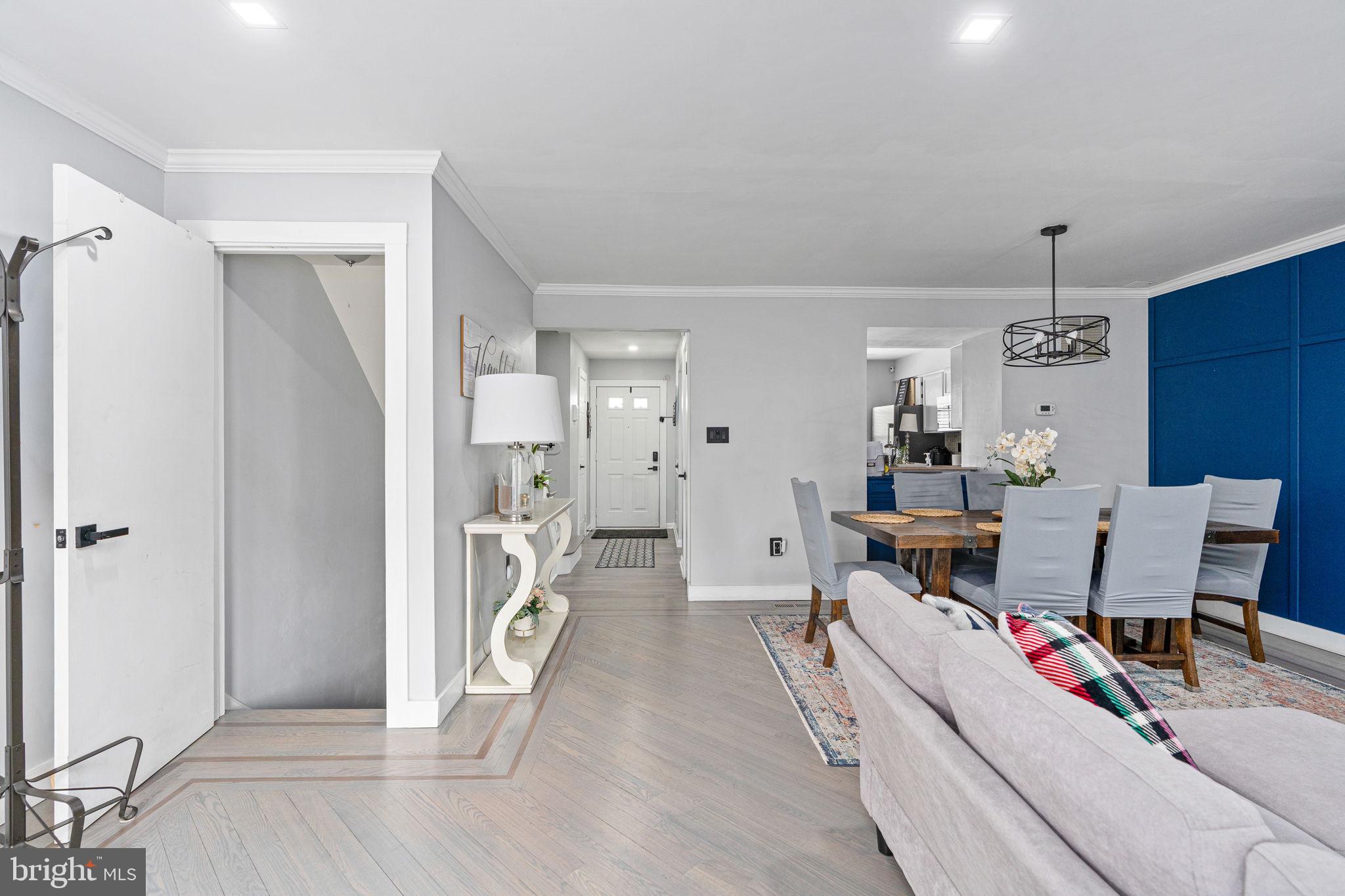 WILLIAMSTOWN - Residential