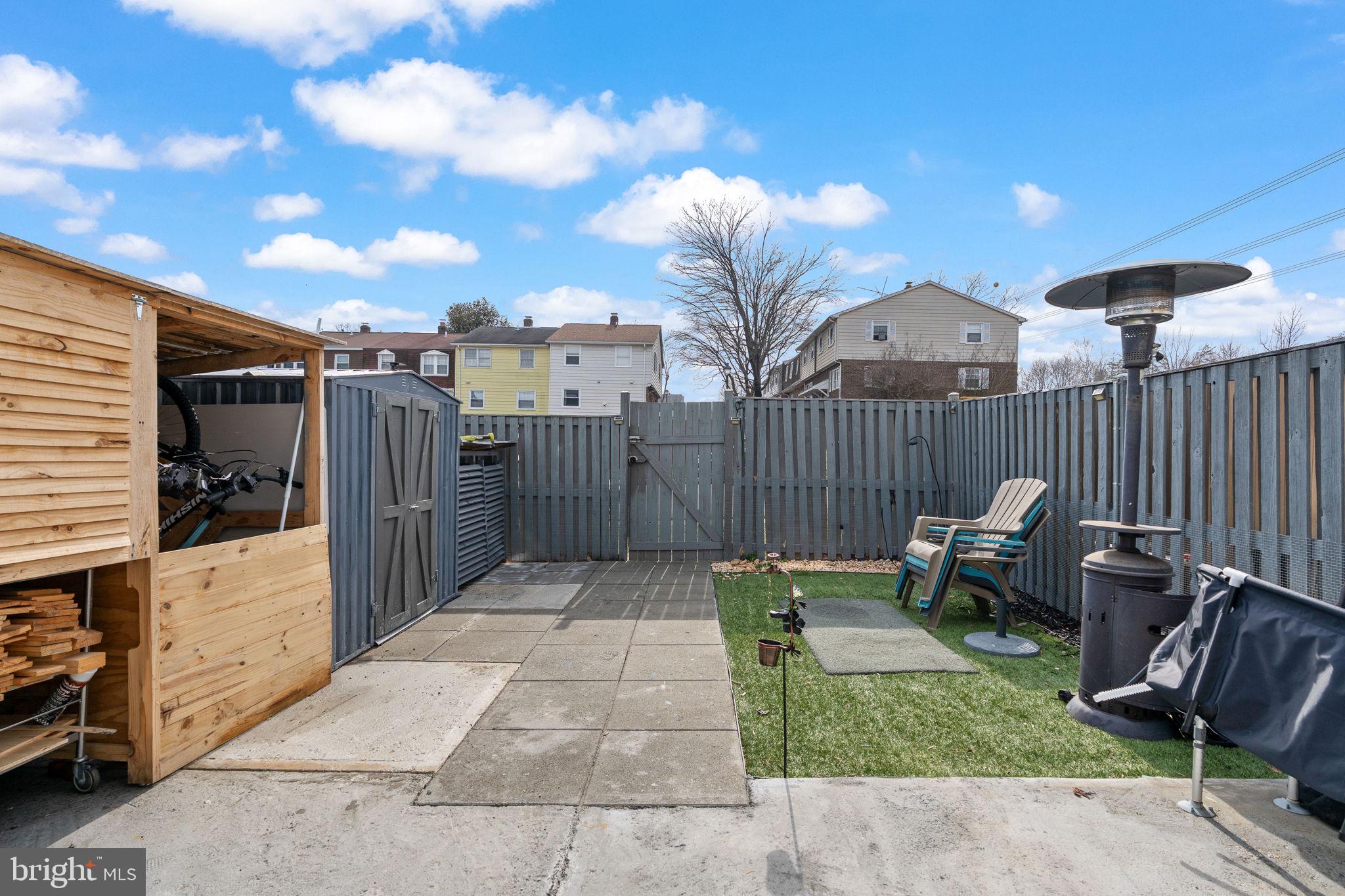 WILLIAMSTOWN - Residential