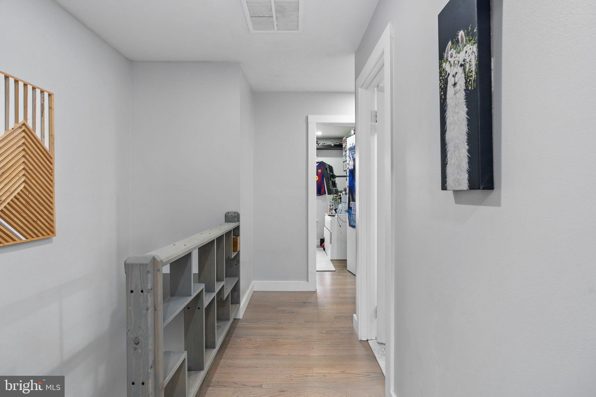 WILLIAMSTOWN - Residential