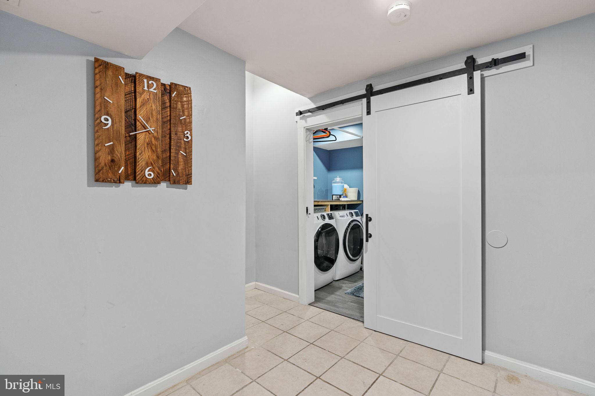 WILLIAMSTOWN - Residential