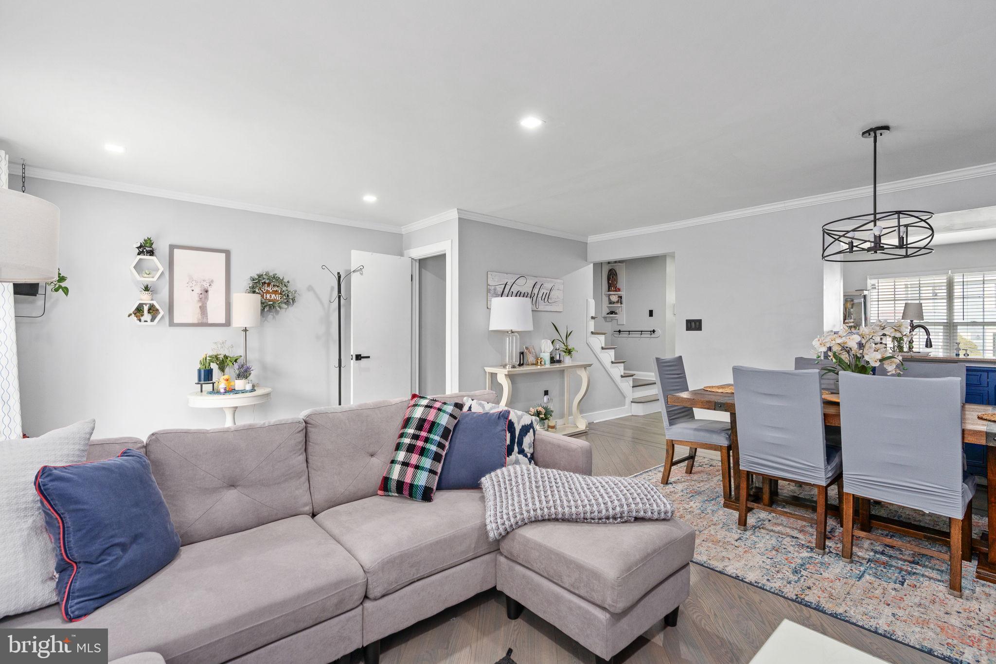 WILLIAMSTOWN - Residential