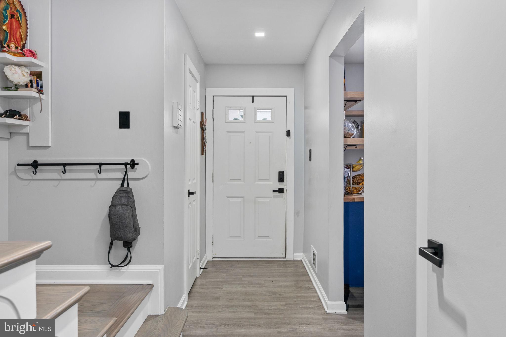 WILLIAMSTOWN - Residential