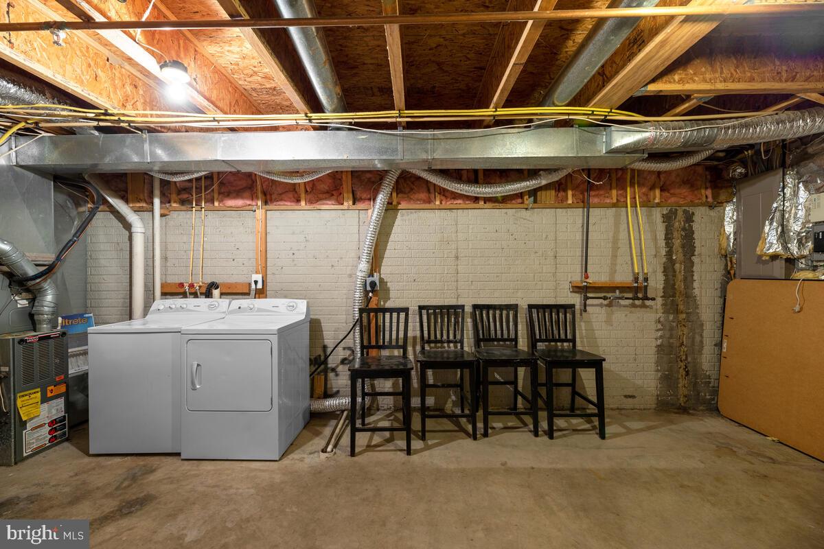 SNOWDEN RIDGE - Residential