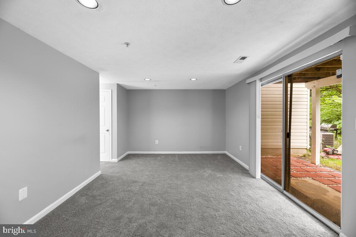 SNOWDEN RIDGE - Residential