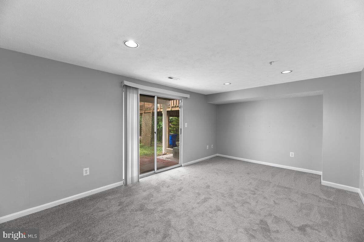 SNOWDEN RIDGE - Residential