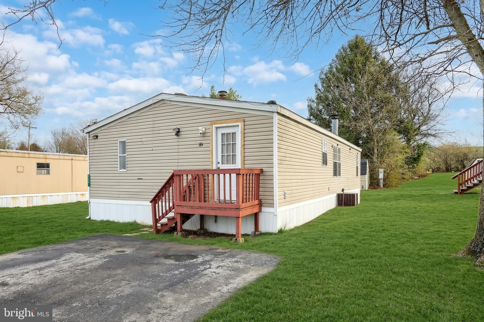 145 CHESAPEAKE ESTATE