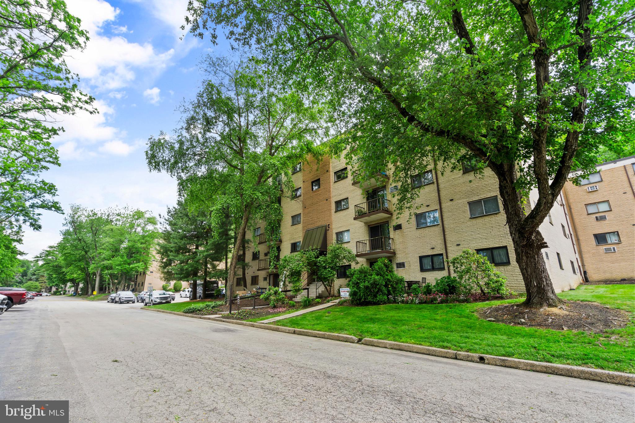 HAVERFORD HILL - Residential