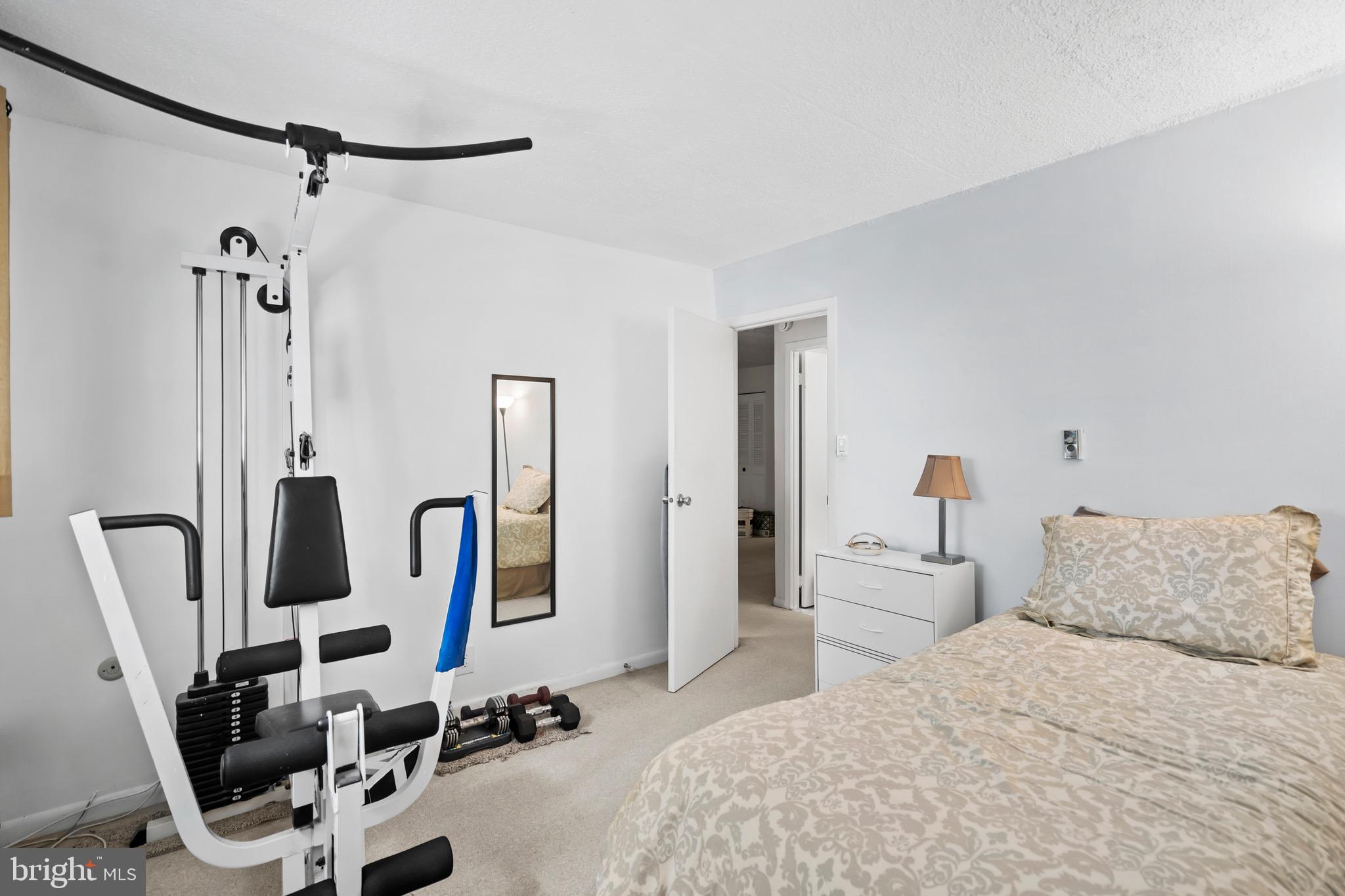 HAVERFORD HILL - Residential