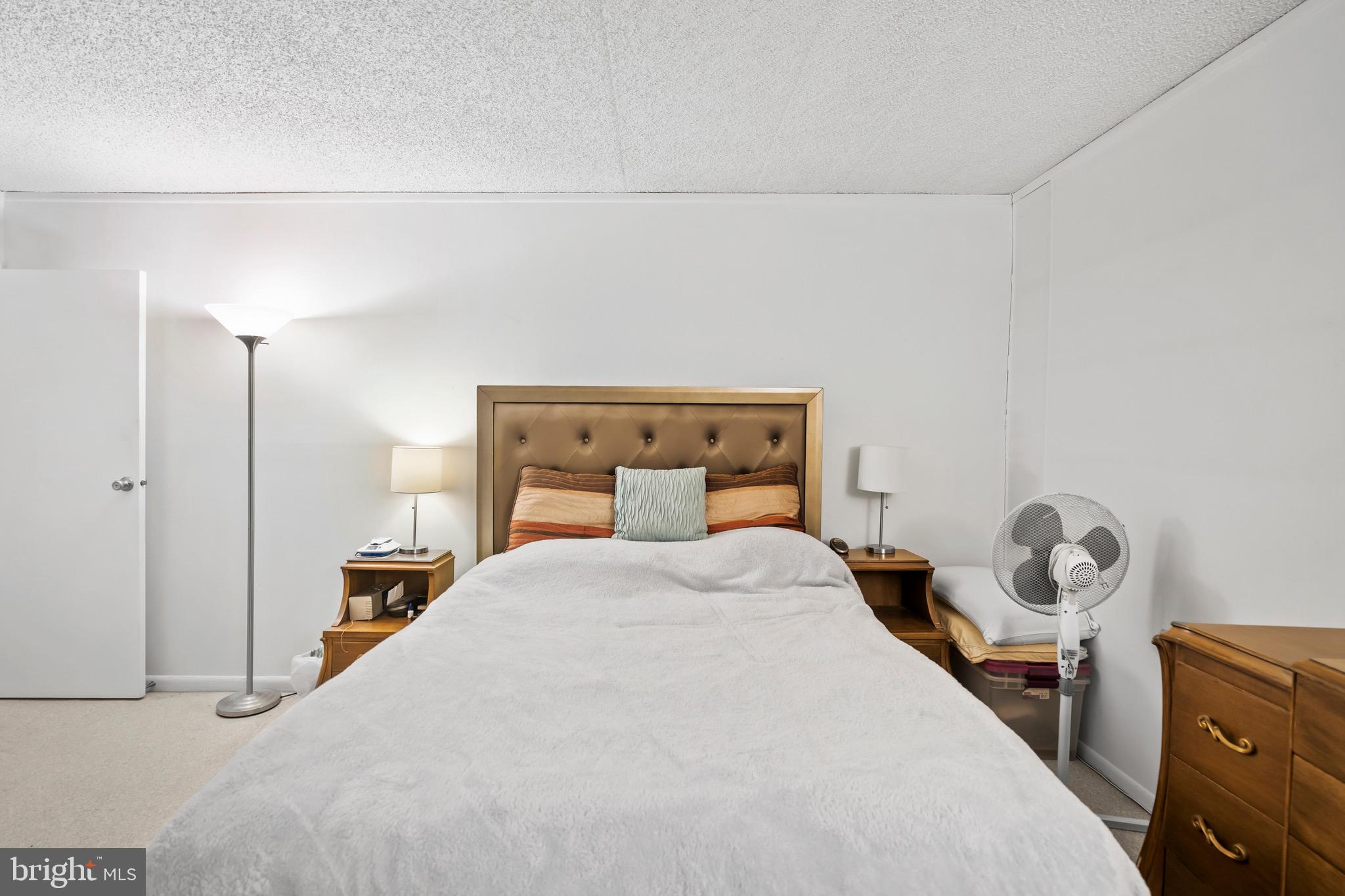HAVERFORD HILL - Residential