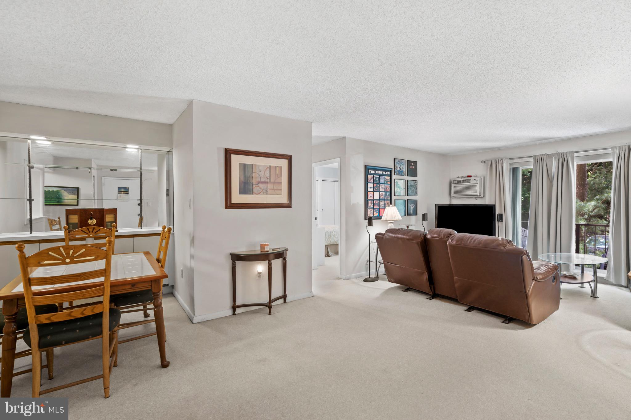 HAVERFORD HILL - Residential