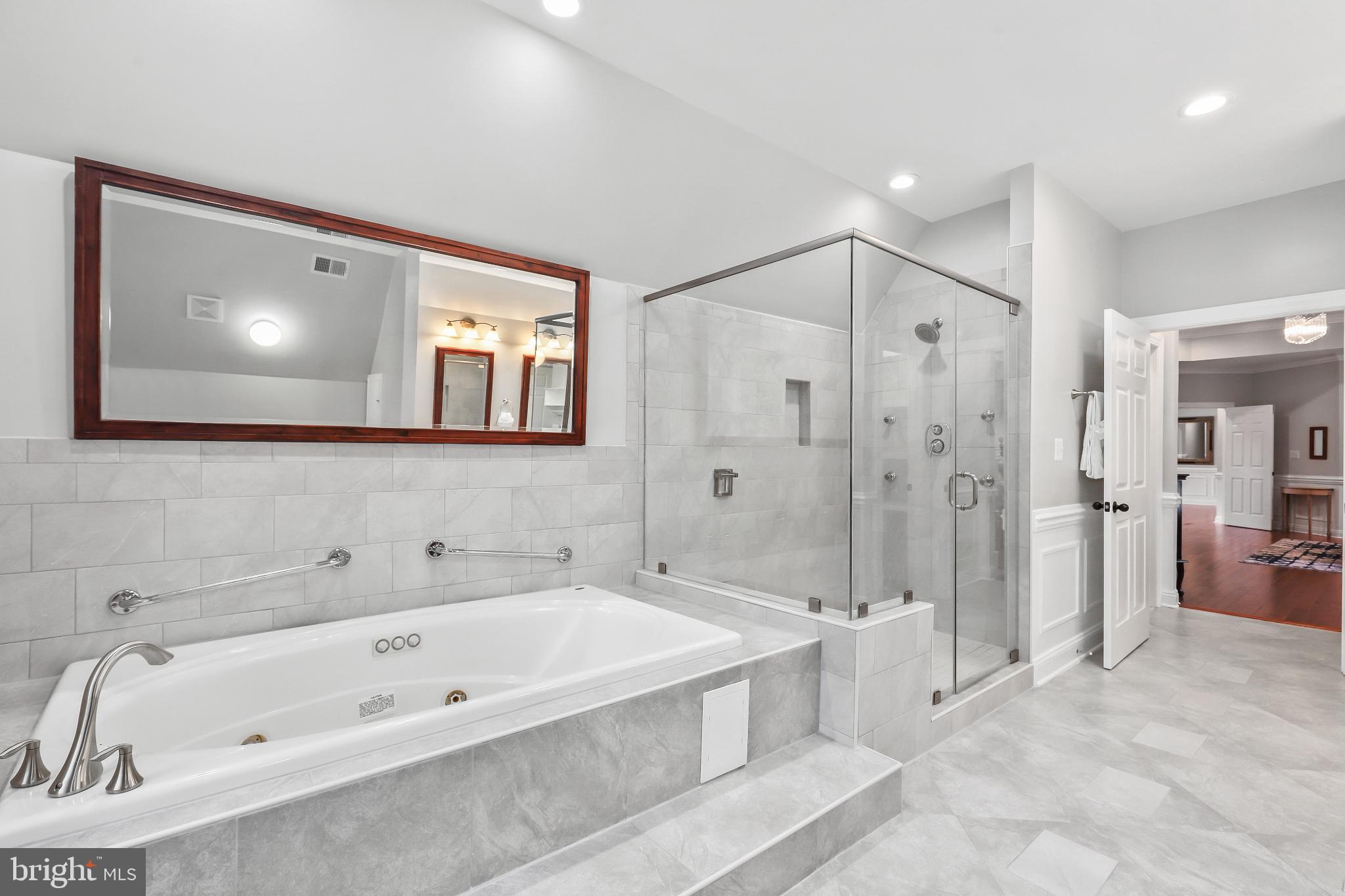 CHAPEL HILL - Residential