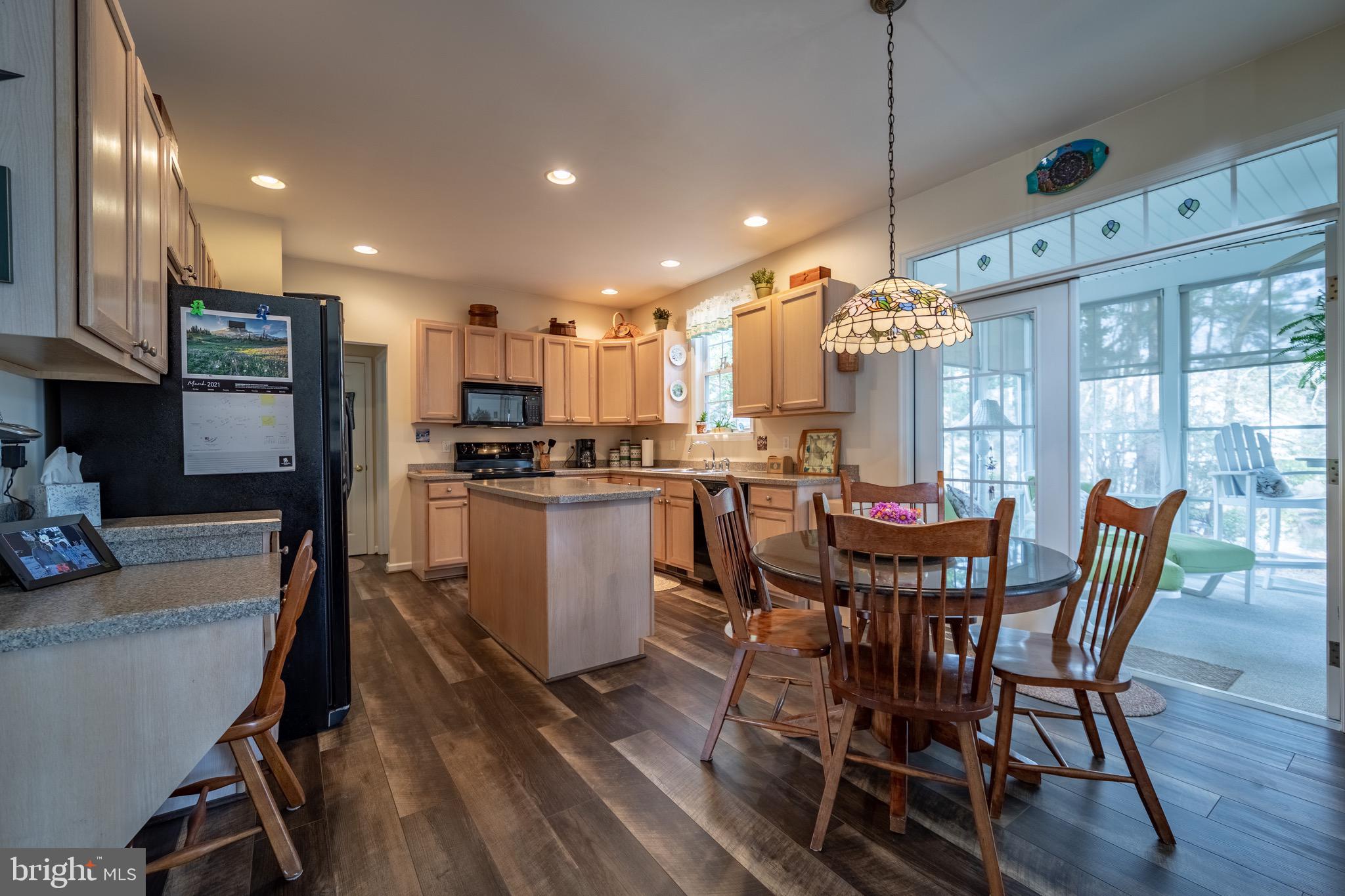 OYSTER HARBOR - Residential