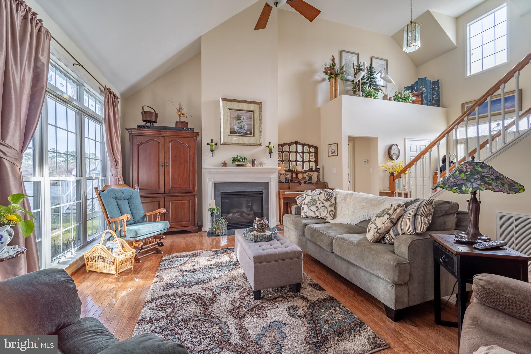 OYSTER HARBOR - Residential