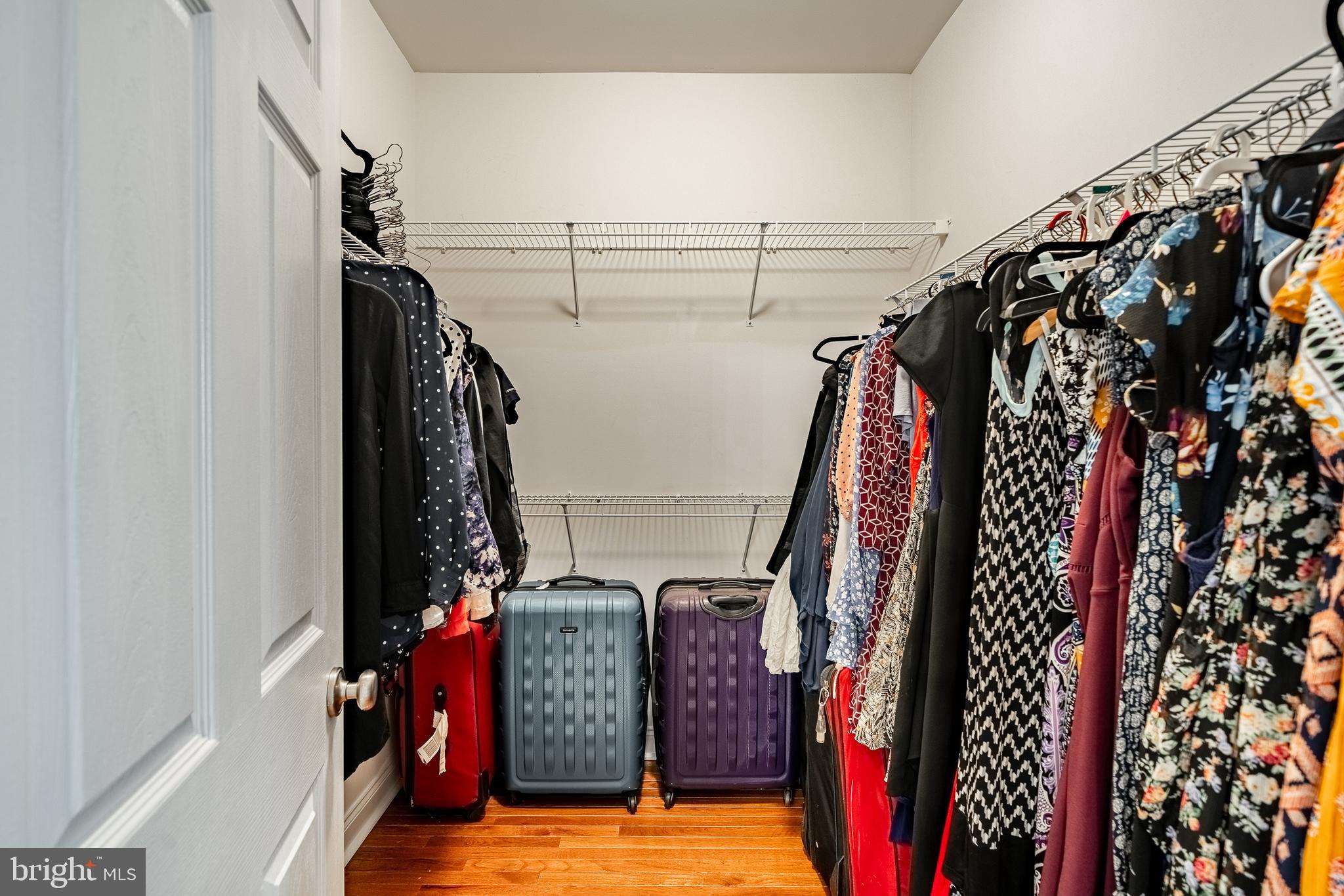 APPLEBROOK MEADOWS - Residential