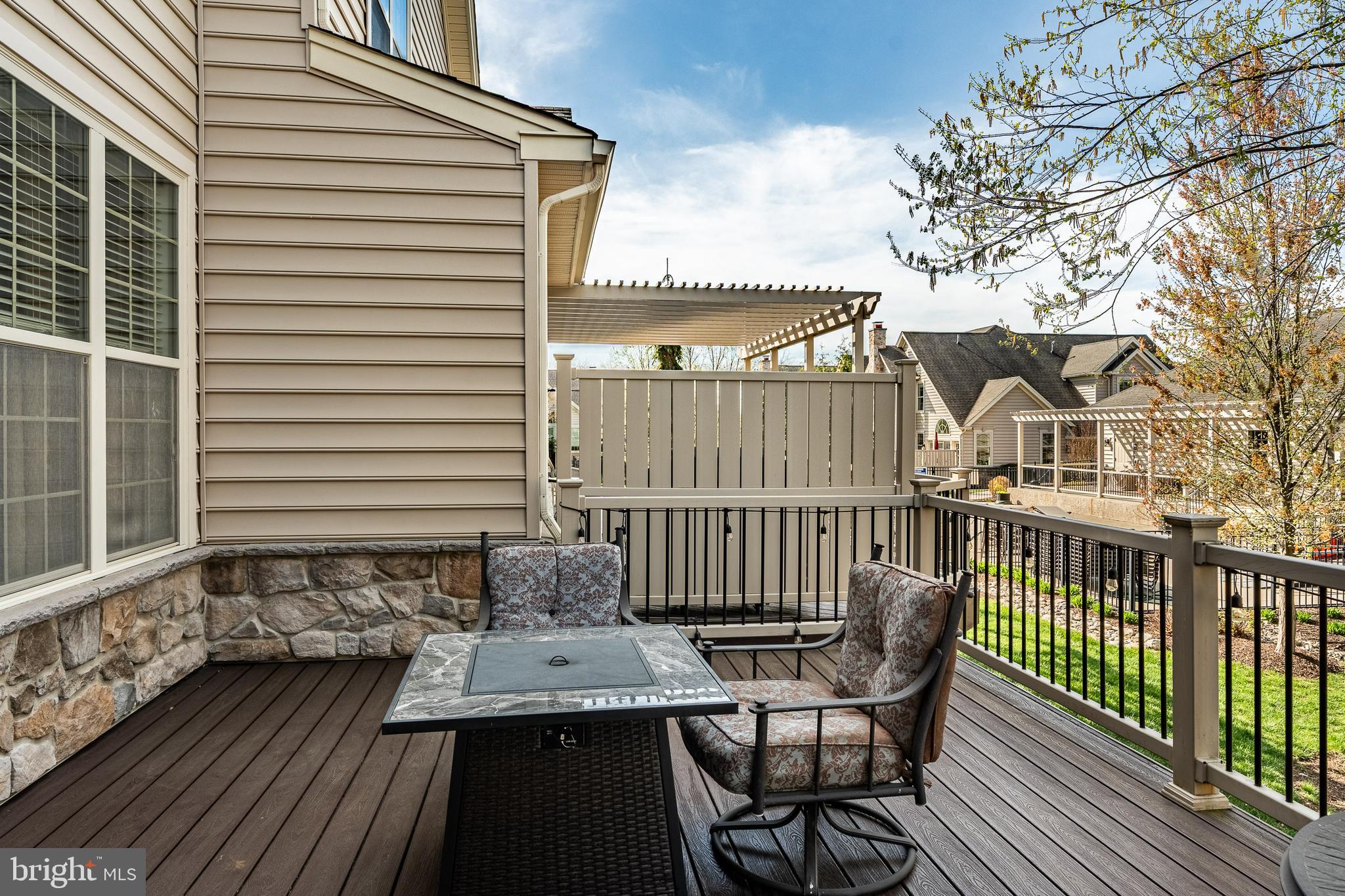 APPLEBROOK MEADOWS - Residential